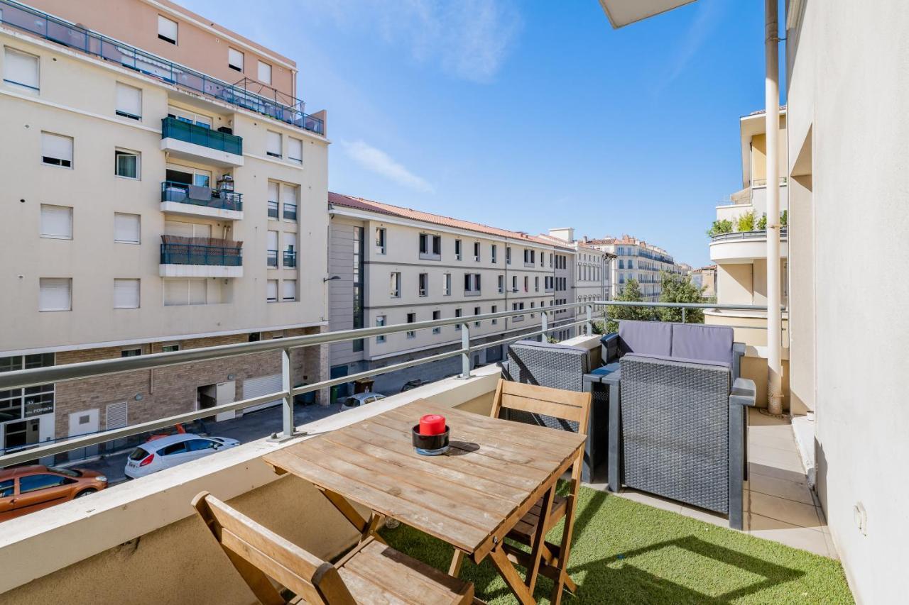 La Joliette; Duplex 2 Chambres, Parking Inclus+ Terrasse+ Ascenseur Marseille Exterior photo